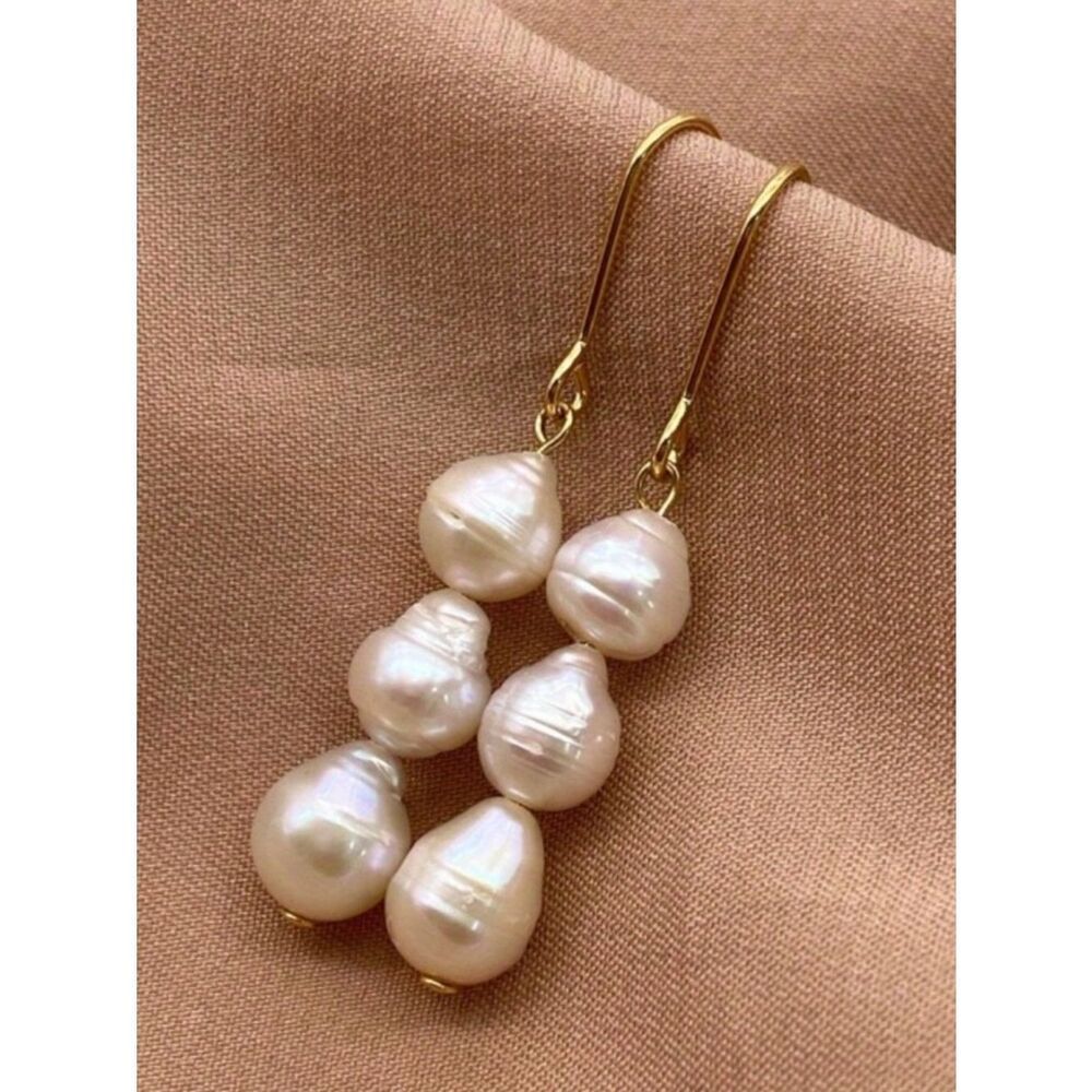 Anthropologie Gold & Ivory Pearl Linear Drop Earrings R 557